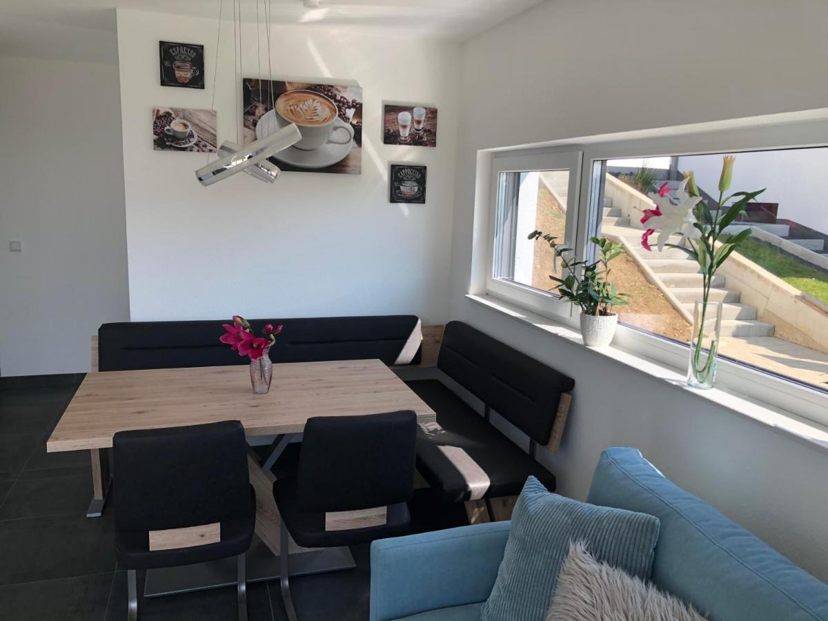 Moderne Ferienwohnung Mit Terrasse Und Garten Verwaltungsgemeinschaft Haldenwang المظهر الخارجي الصورة