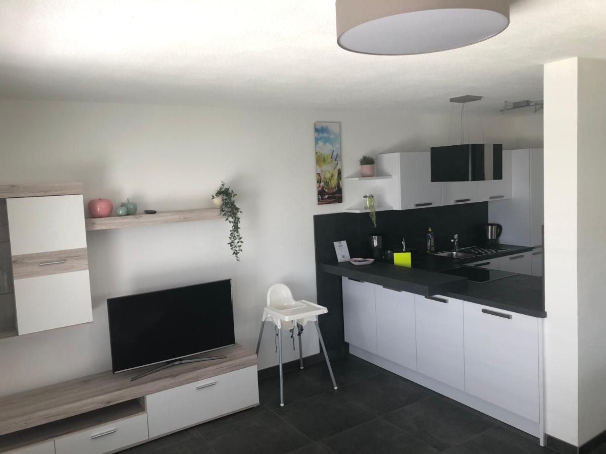 Moderne Ferienwohnung Mit Terrasse Und Garten Verwaltungsgemeinschaft Haldenwang المظهر الخارجي الصورة
